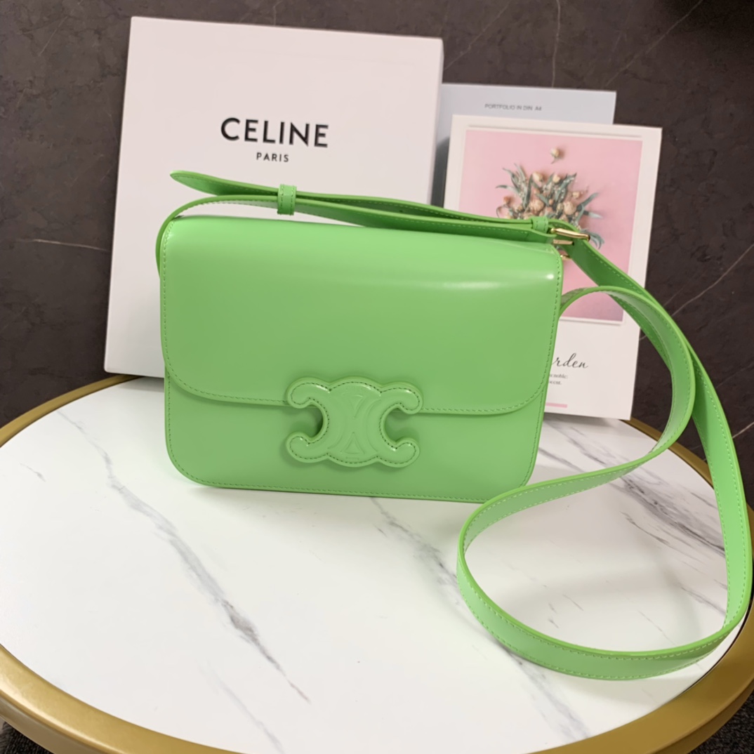 CELINE 新品上线2022新款～浮雕凯旋门中号