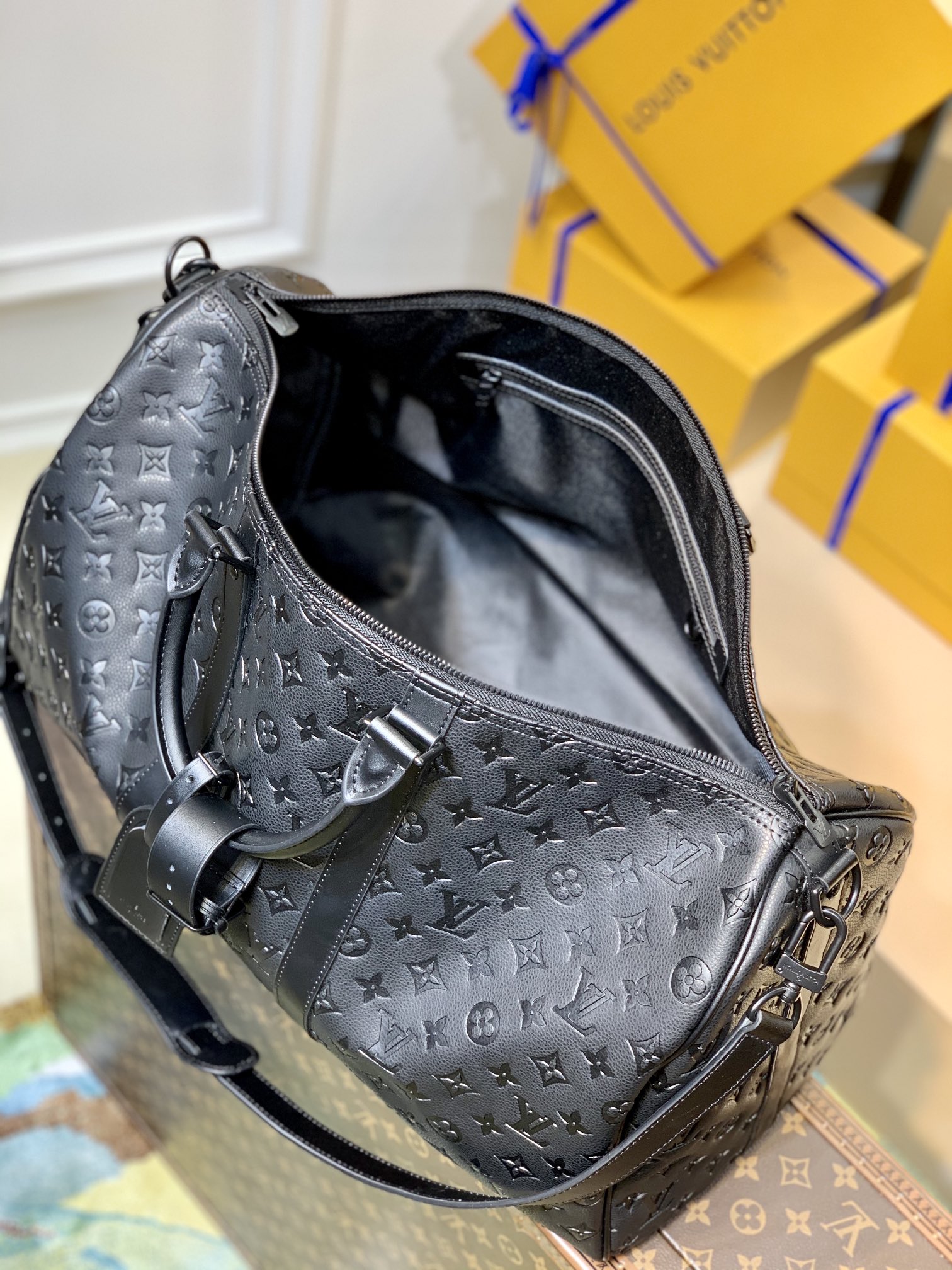 原单M59025黑色压花Keepall 旅行袋