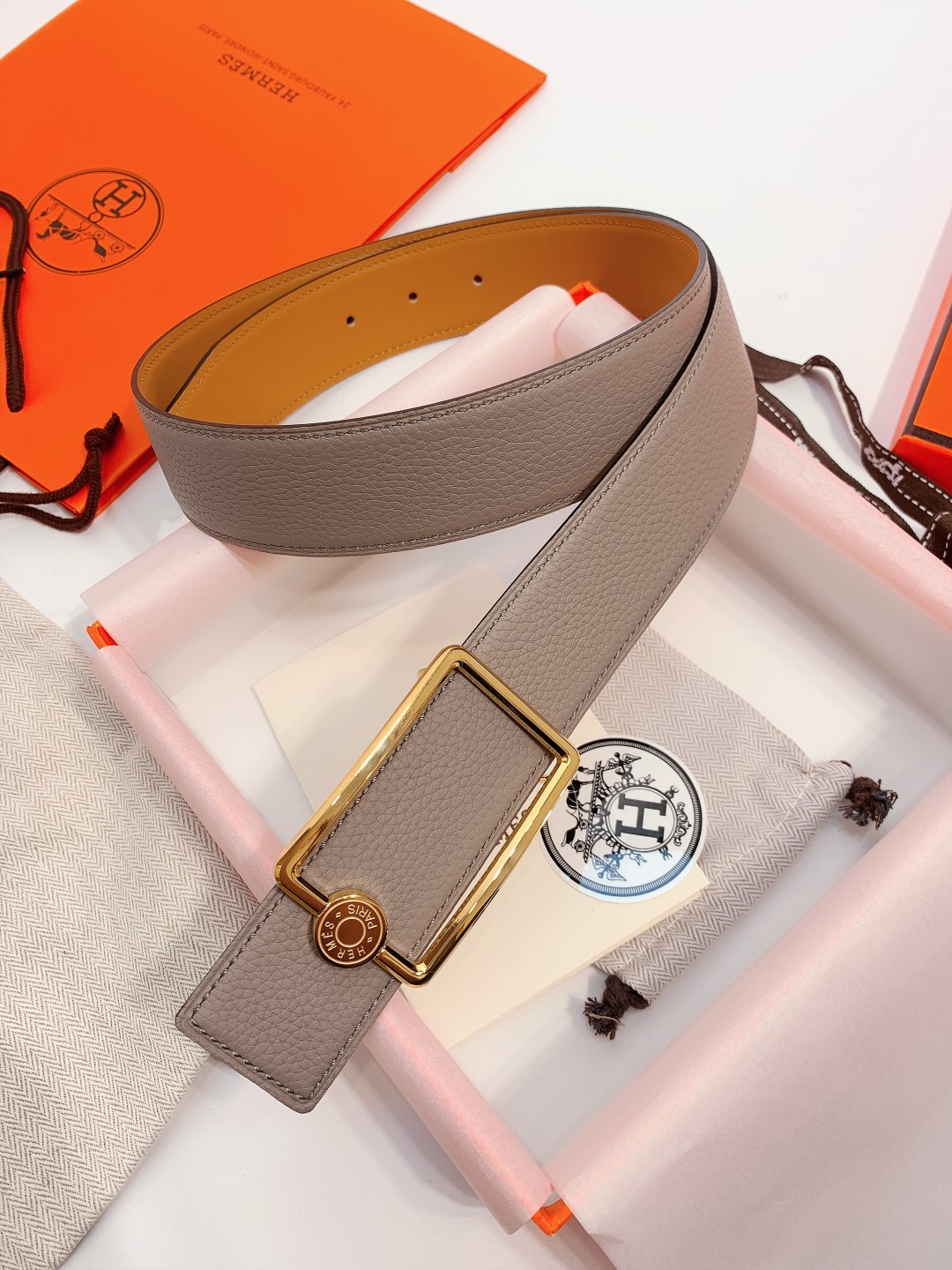 Hermes 爱马仕专柜同步 38MM