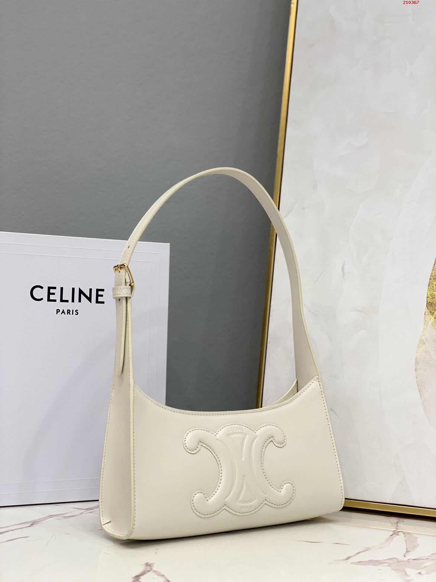 【CL家】新品CUIR TRIOMPHE光滑牛皮肩背，全网最新腋下包型号：CL198153