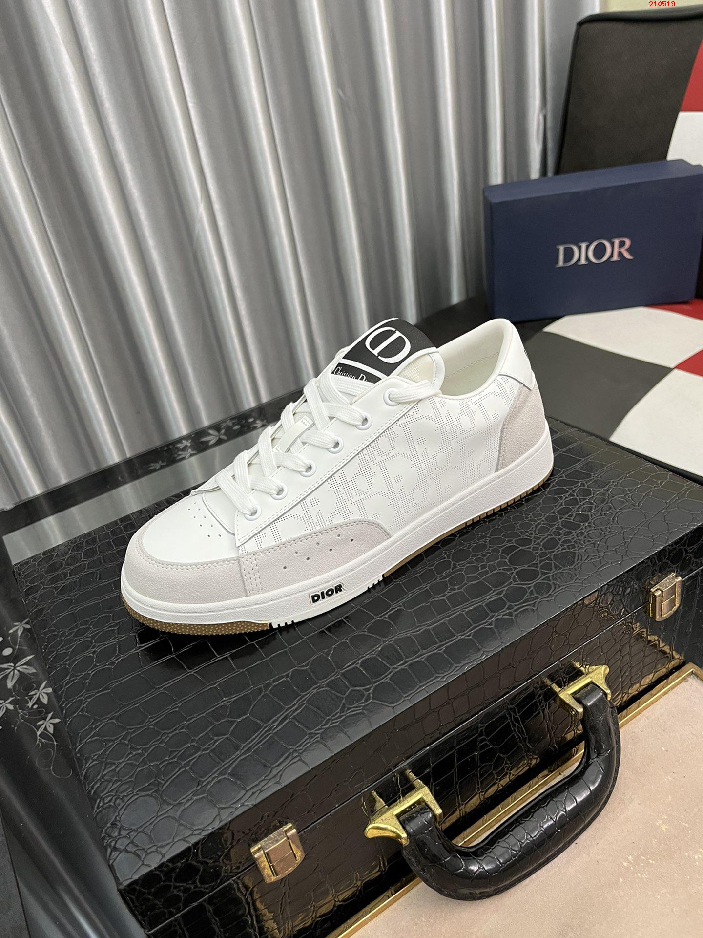 【Dior】迪奥新款高端精品，男士时尚休闲鞋