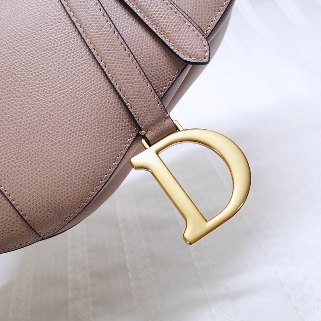 Dior Saddle 顶级粉色手掌纹 马鞍包