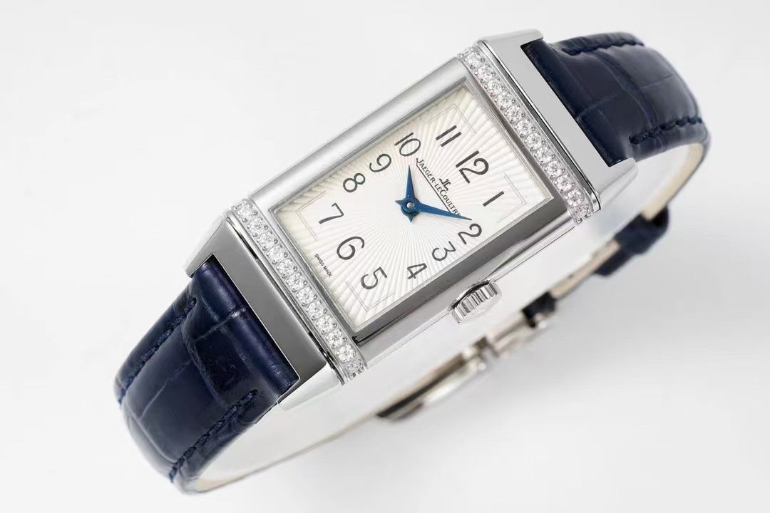  『纤长优雅 珠宝华彩』 积家Jaeger LeCoultre-翻转系列 Q3288420 （Q3288560勃艮第红REVERSO ONE ）女士石英表