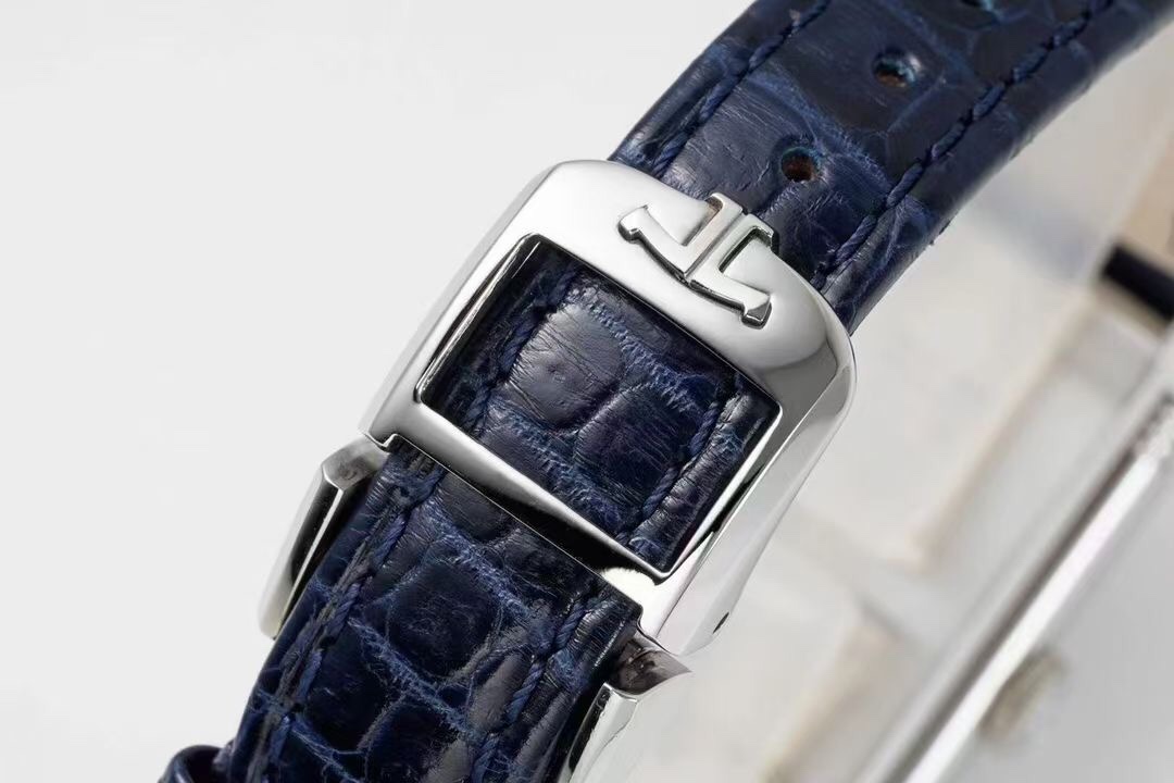  『纤长优雅 珠宝华彩』 积家Jaeger LeCoultre-翻转系列 Q3288420 （Q3288560勃艮第红REVERSO ONE ）女士石英表