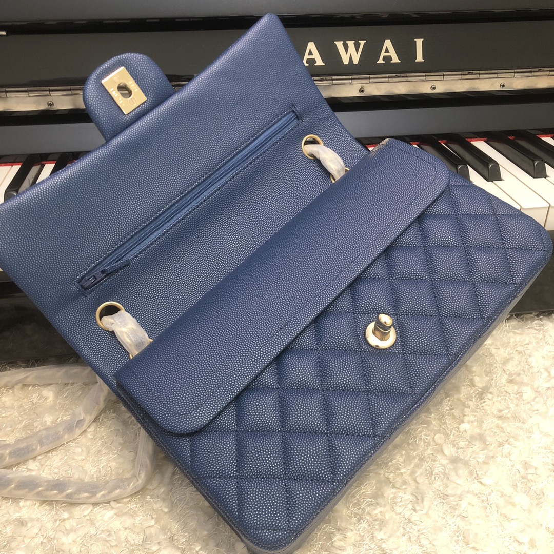 Chane1  Classic Flap Bag  A01112 鱼子酱