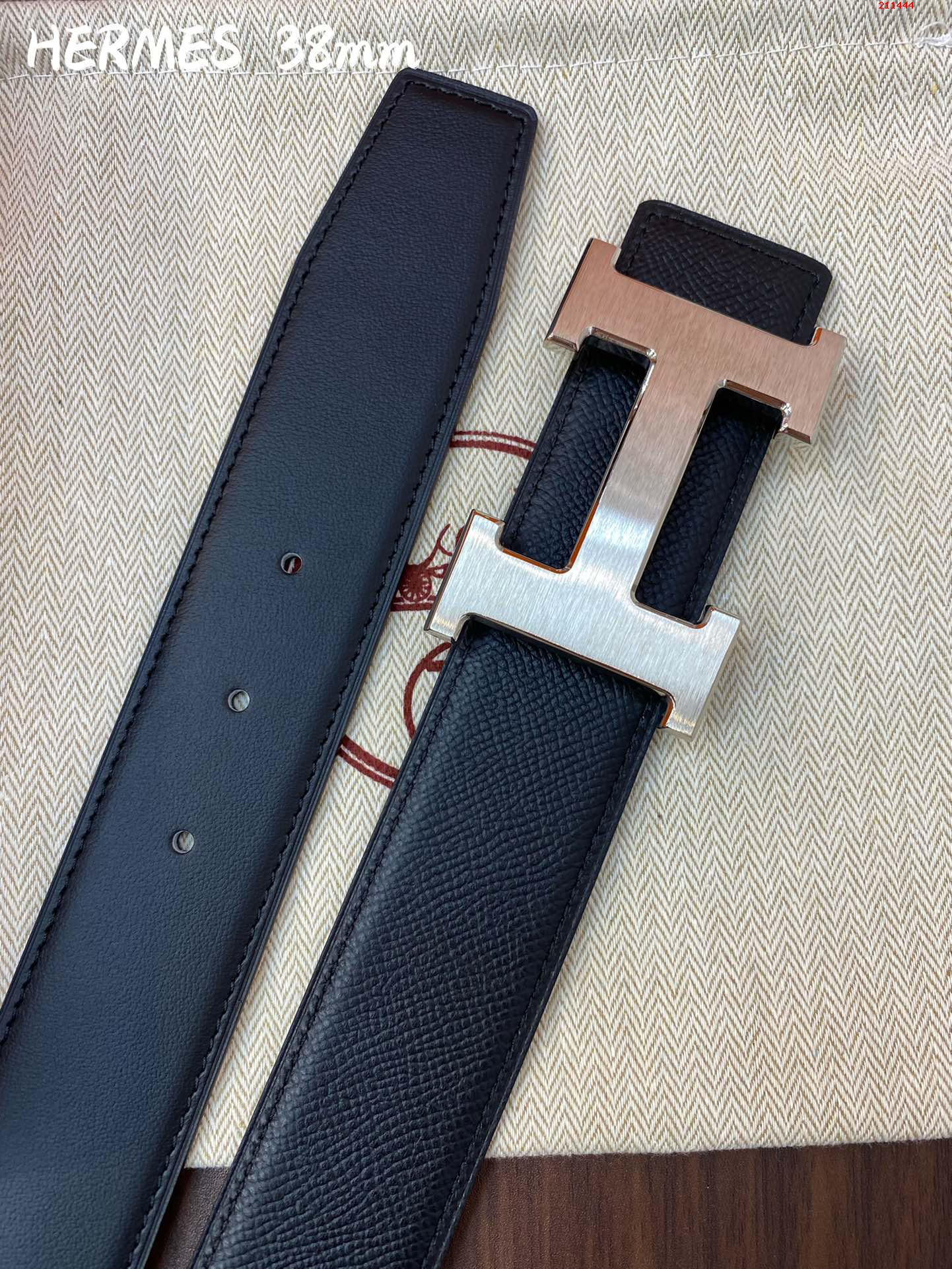 Hermes-爱马仕全套包装 38MM