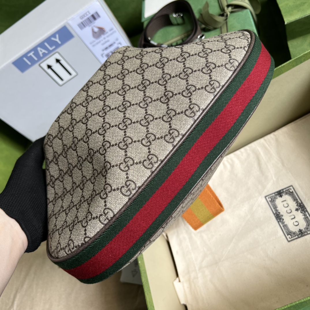 GG👉Gucci Attache系列大号肩背包 702823棕色 pvc