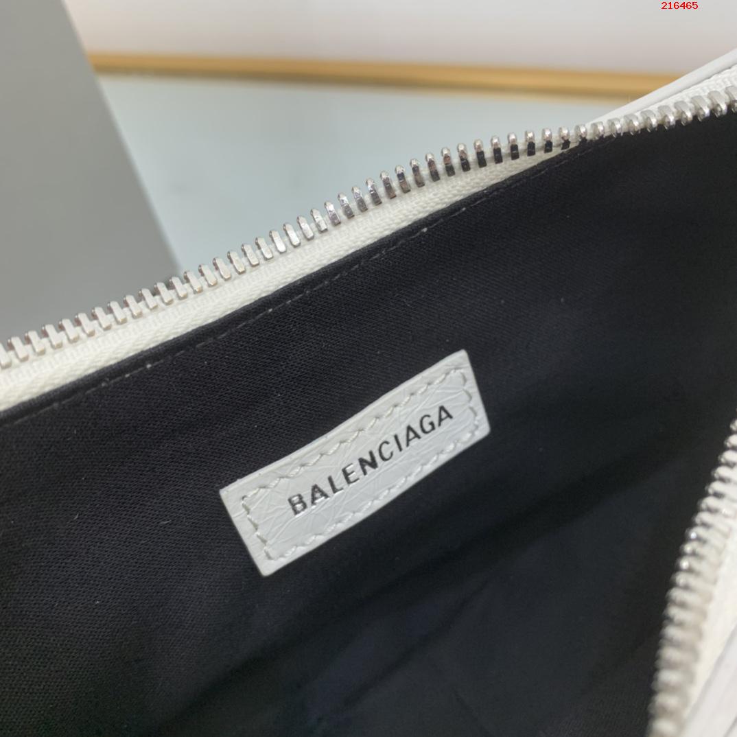 【BG家】新品la Balenciag Le Cagole半月牙腋下包斜挎包👉671400