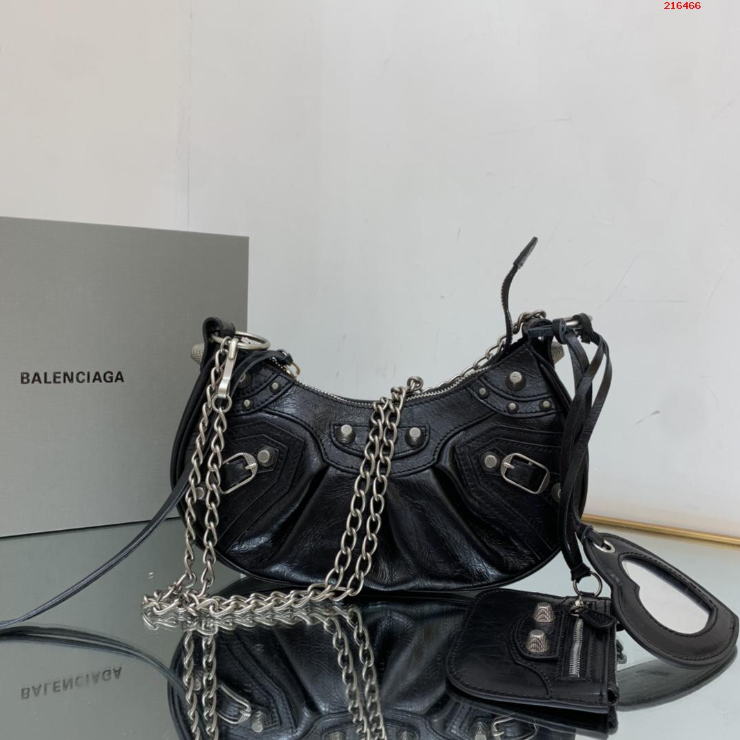 【BG家】新品la Balenciag Le Cagole半月牙腋下包斜挎包👉671400