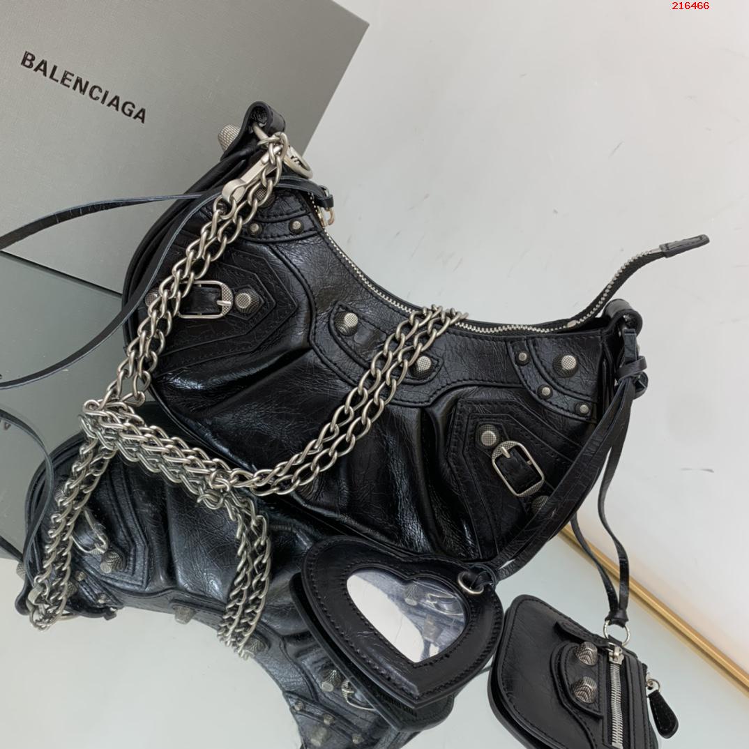 【BG家】新品la Balenciag Le Cagole半月牙腋下包斜挎包👉671400