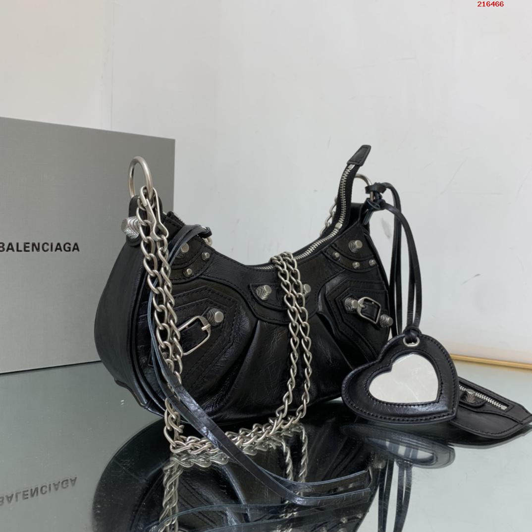 【BG家】新品la Balenciag Le Cagole半月牙腋下包斜挎包👉671400