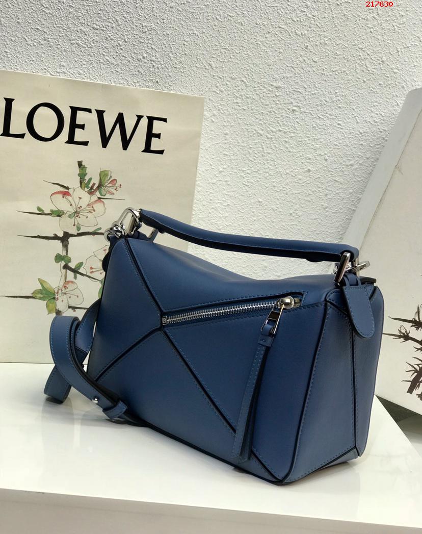 小号 Loewe   新色 宝蓝平纹 Puzzle 几何包罗意威     ID:10172 