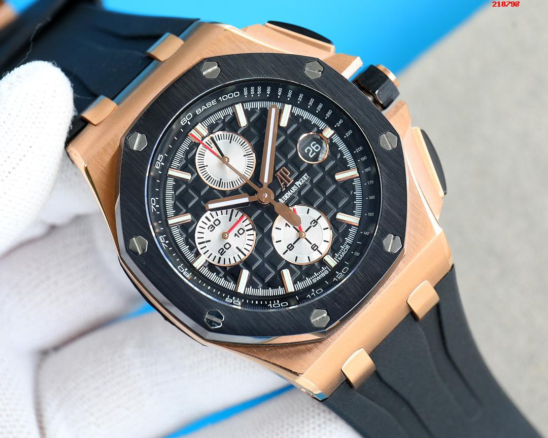 V2版 陶瓷圈口 版本    爱彼Audemars Piguet 皇家橡树离岸型限量多功能计时机械腕表 V2版