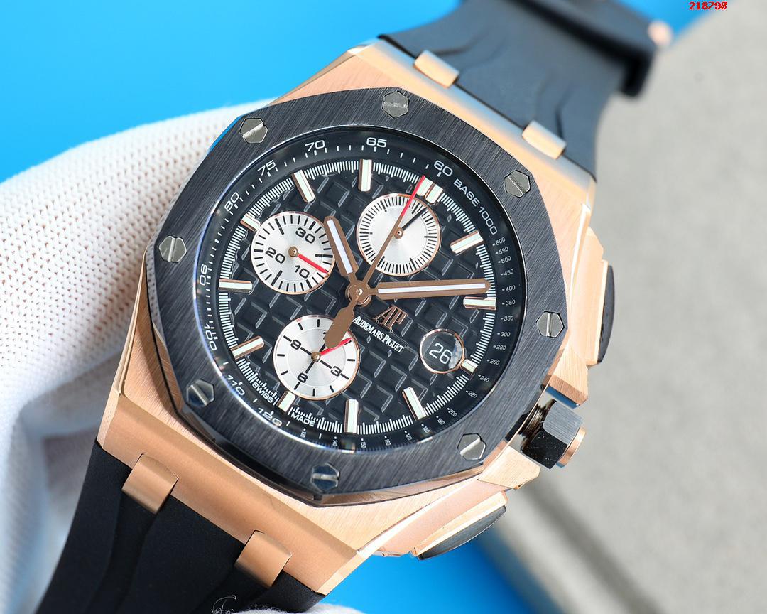 V2版 陶瓷圈口 版本    爱彼Audemars Piguet 皇家橡树离岸型限量多功能计时机械腕表 V2版