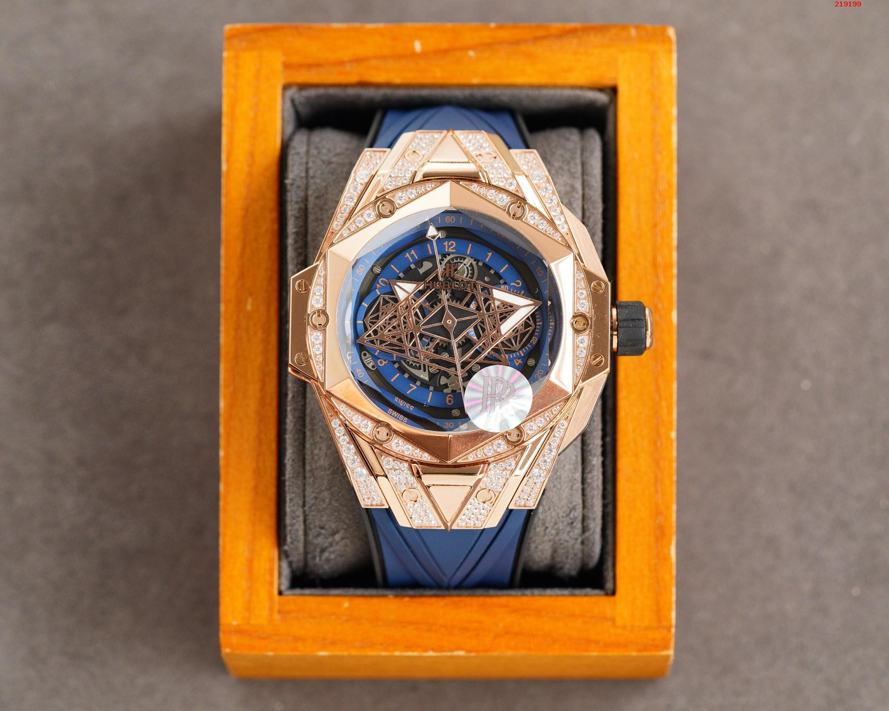 R厂出品 Hublot 宇舶 全新Big Bang Sang Bleu II 刺青腕表  