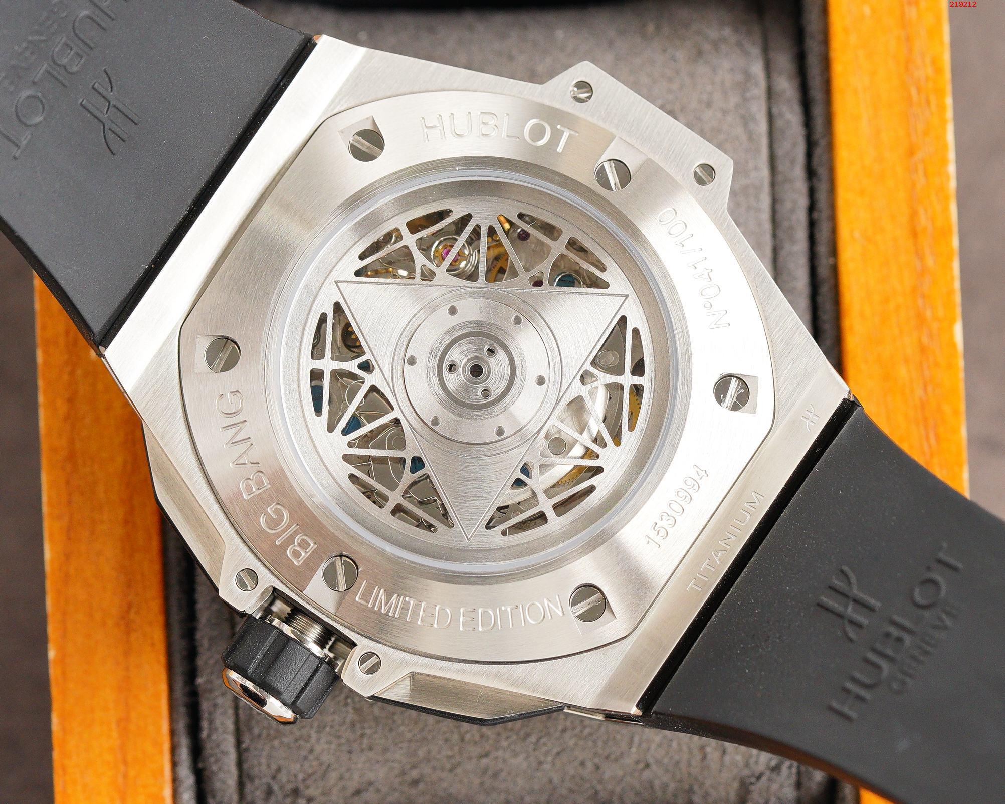 R厂出品 Hublot 宇舶 全新Big Bang Sang Bleu II 刺青腕表  