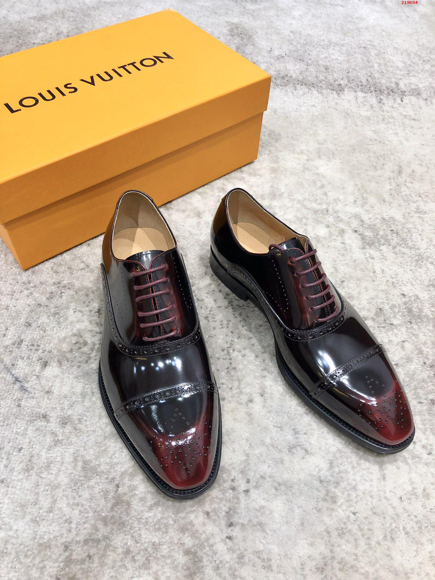 Louis Vuitton LV 男士经典牛津鞋男士商务正装雕花皮鞋  经典款