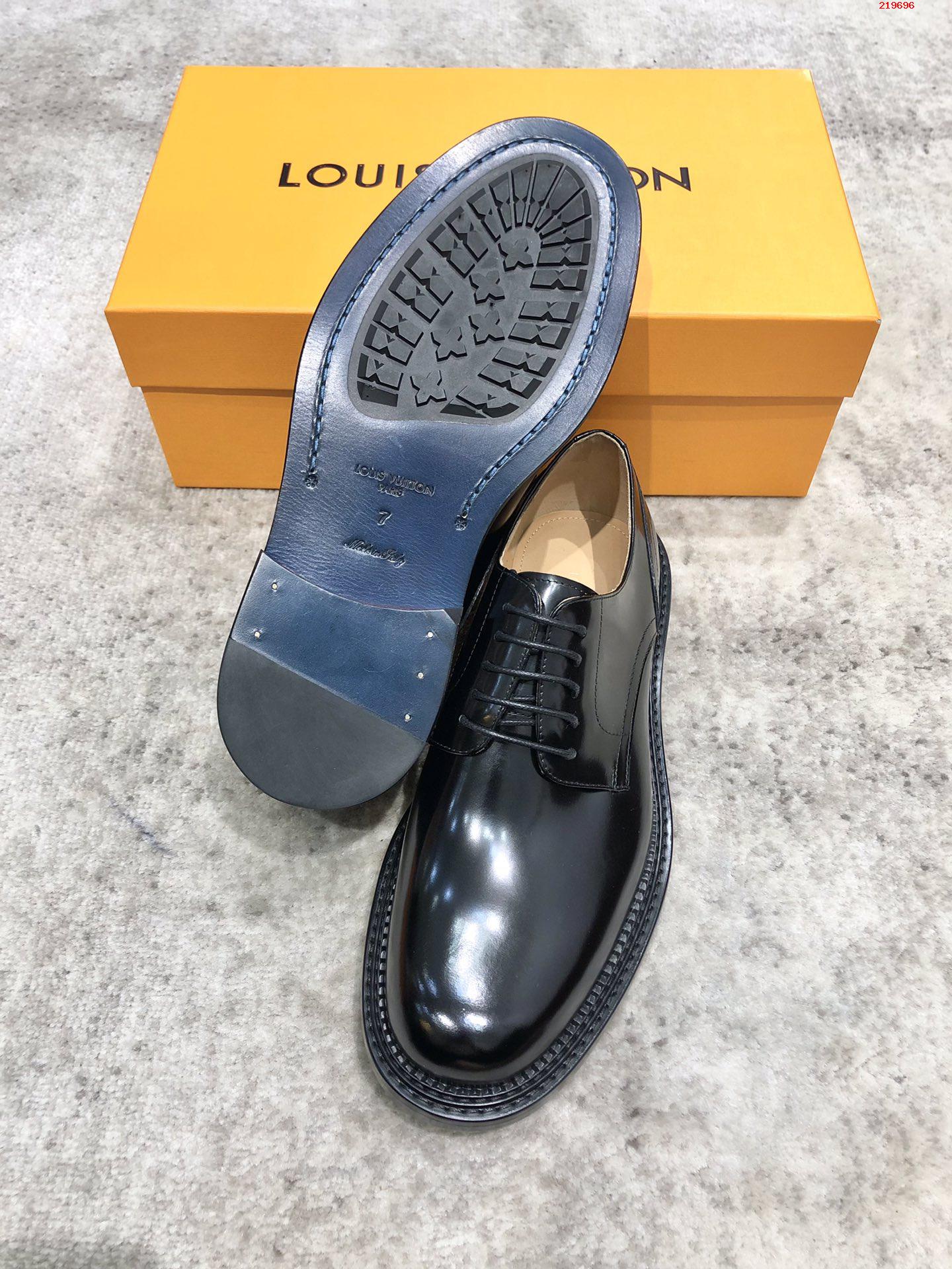 Louis Vuitton LV  路易威登  小牛皮皮革牛津鞋 