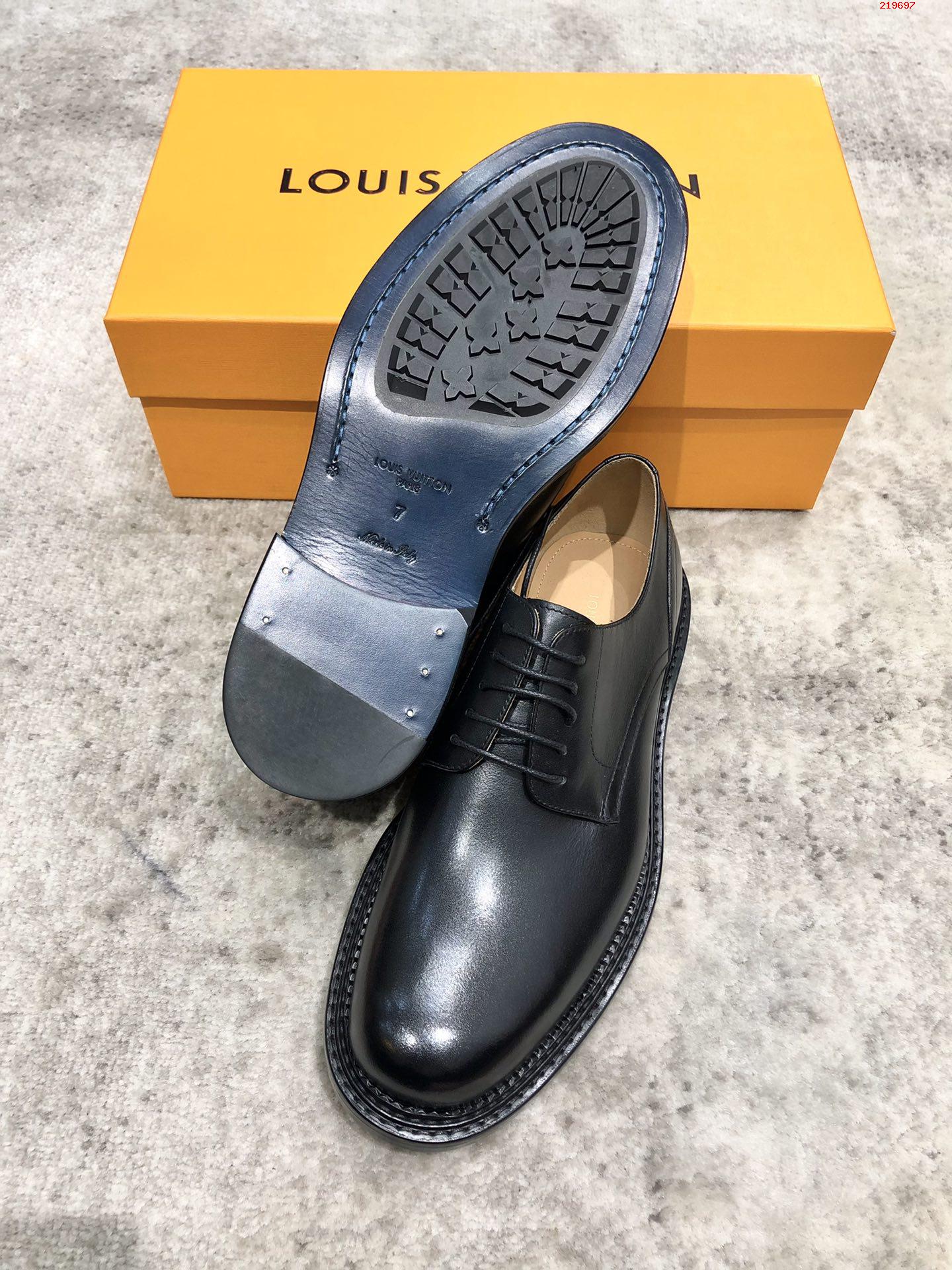 Louis Vuitton LV  路易威登  小牛皮皮革牛津鞋