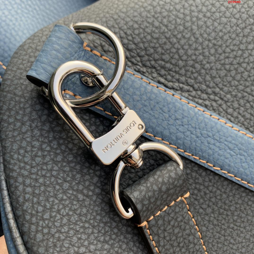   M21377本款 Keepall Bandoulière 50 旅行袋