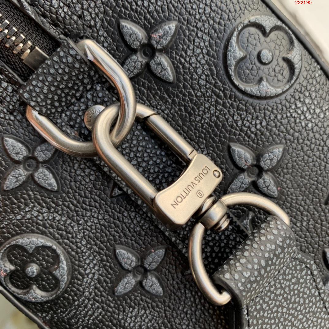    M21448黑色本款 City Keepall 手袋