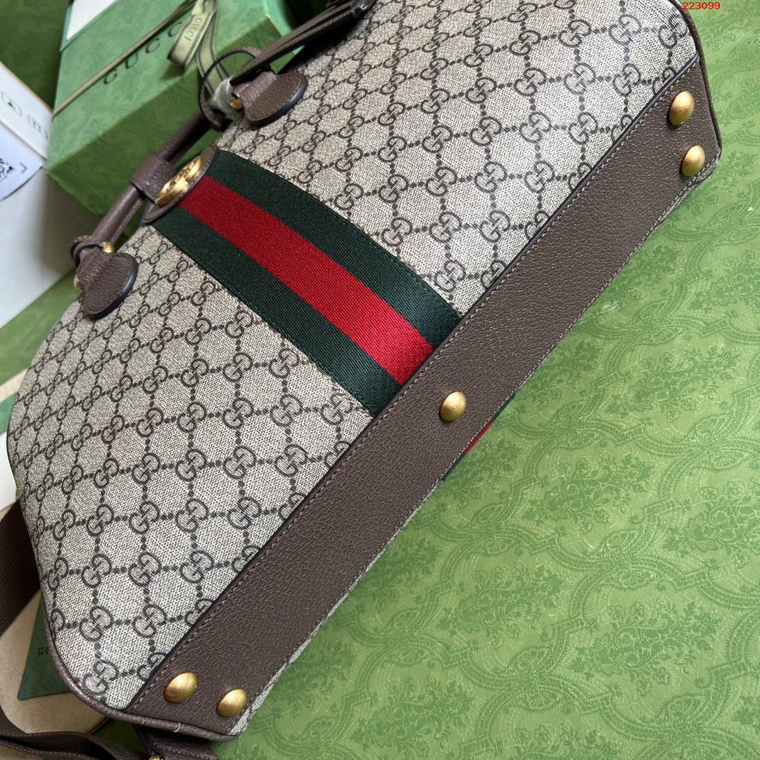    配全套原厂绿色礼品袋 Gucci Savoy系列中号保龄球包 型号 723309