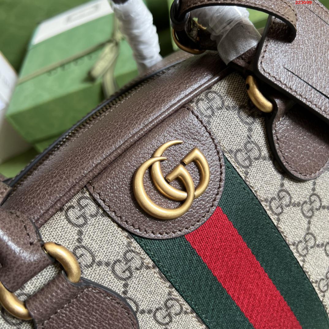    配全套原厂绿色礼品袋 Gucci Savoy系列中号保龄球包 型号 723309