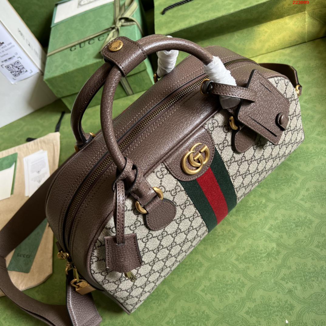    配全套原厂绿色礼品袋 Gucci Savoy系列中号保龄球包 型号 723309