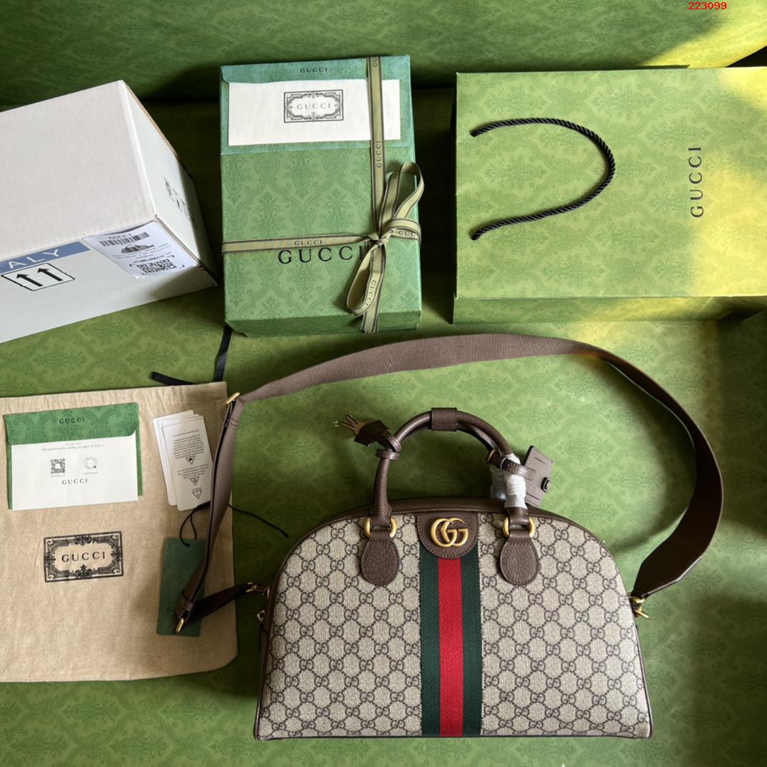    配全套原厂绿色礼品袋 Gucci Savoy系列中号保龄球包 型号 723309