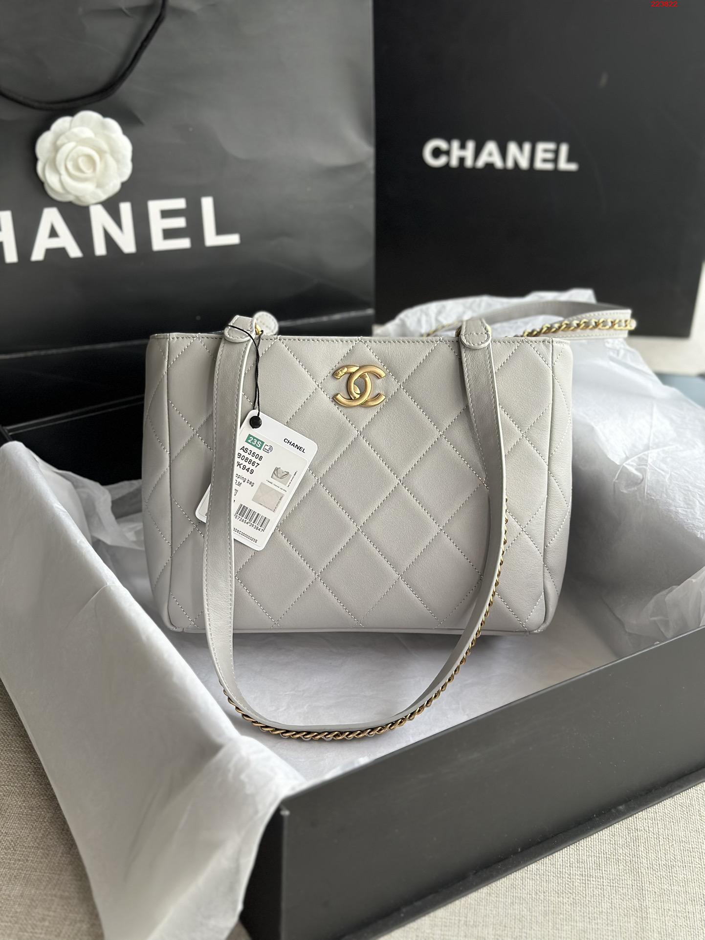 CHANEL    型号AS3508  22K新款购物包 