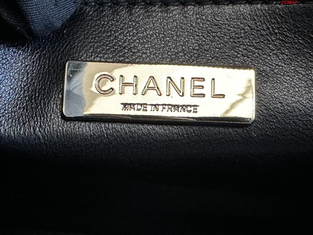 CHANEL     大号 AS33452022年秋冬新款 化妆盒子包  