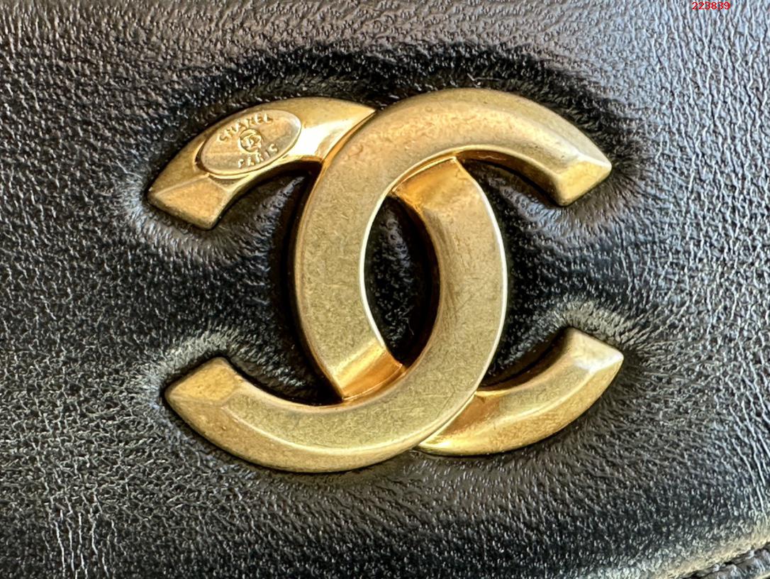 CHANEL   型号 57030    秋冬款购物袋 羊皮系列 