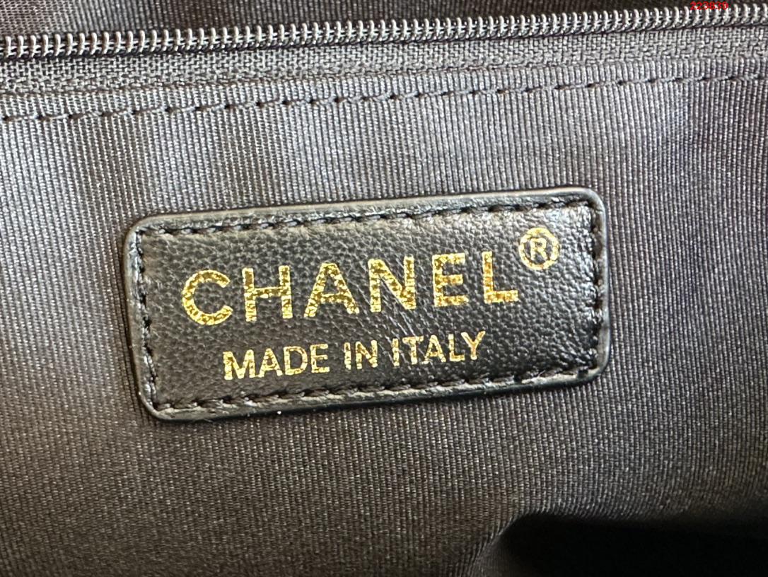 CHANEL   型号 57030    秋冬款购物袋 羊皮系列 