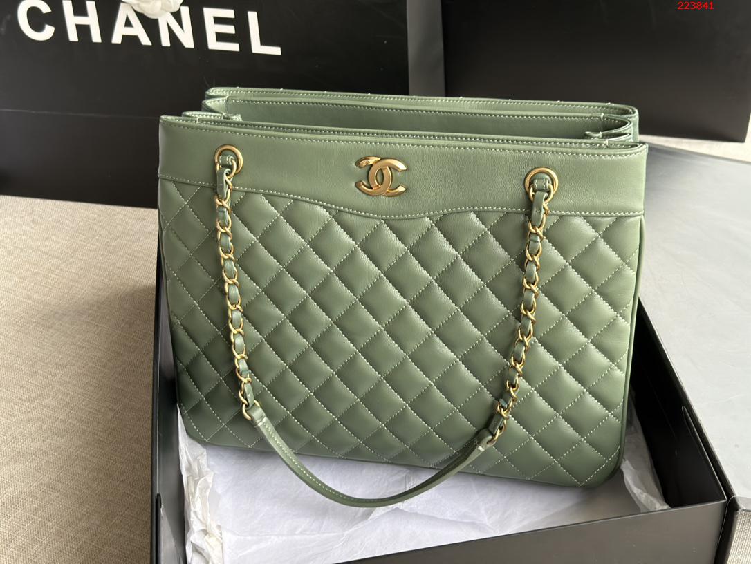 CHANEL   型号 57030    秋冬款购物袋 羊皮系列 