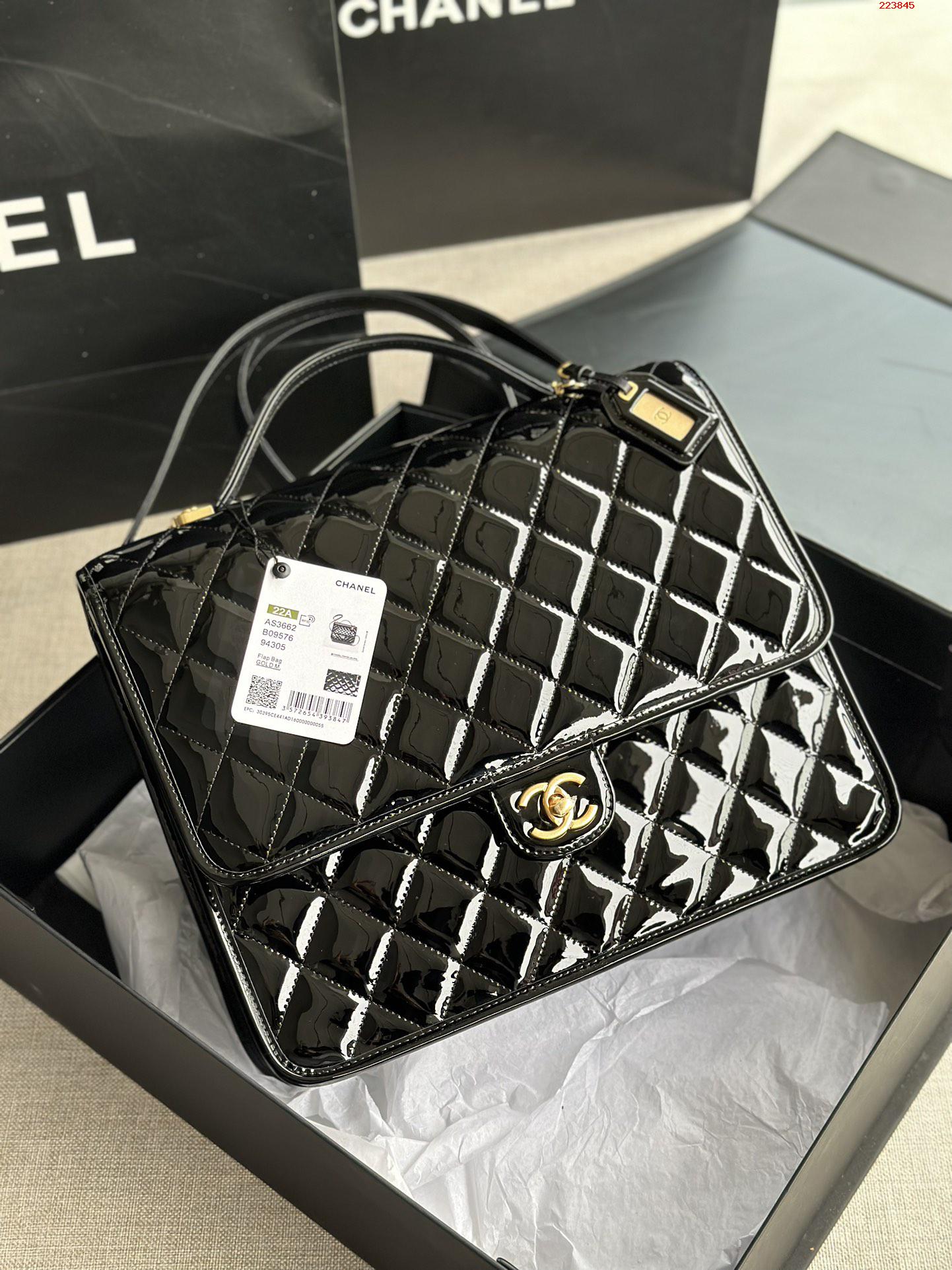 CHANEL    型号AS3662   2022年最火邮差包 