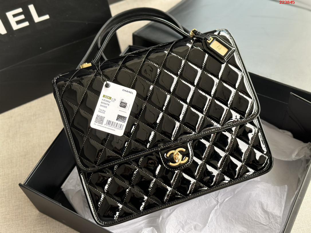 CHANEL    型号AS3662   2022年最火邮差包 