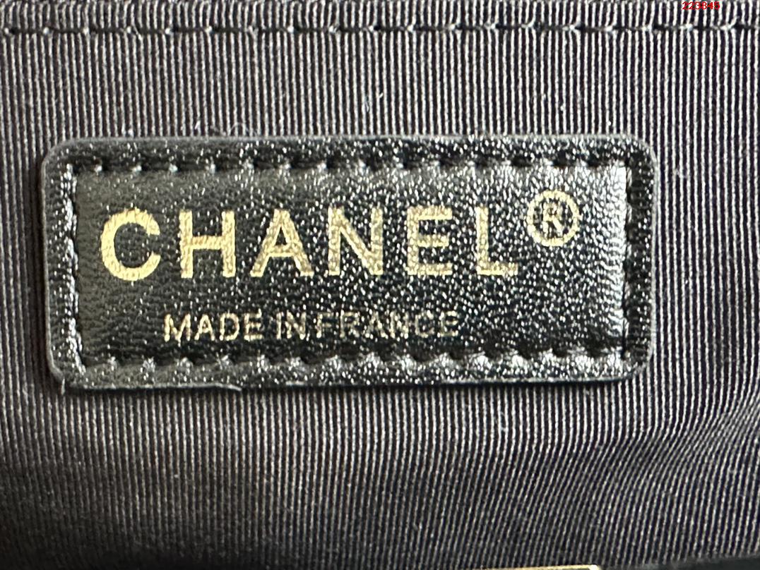 CHANEL    型号AS3662   2022年最火邮差包 