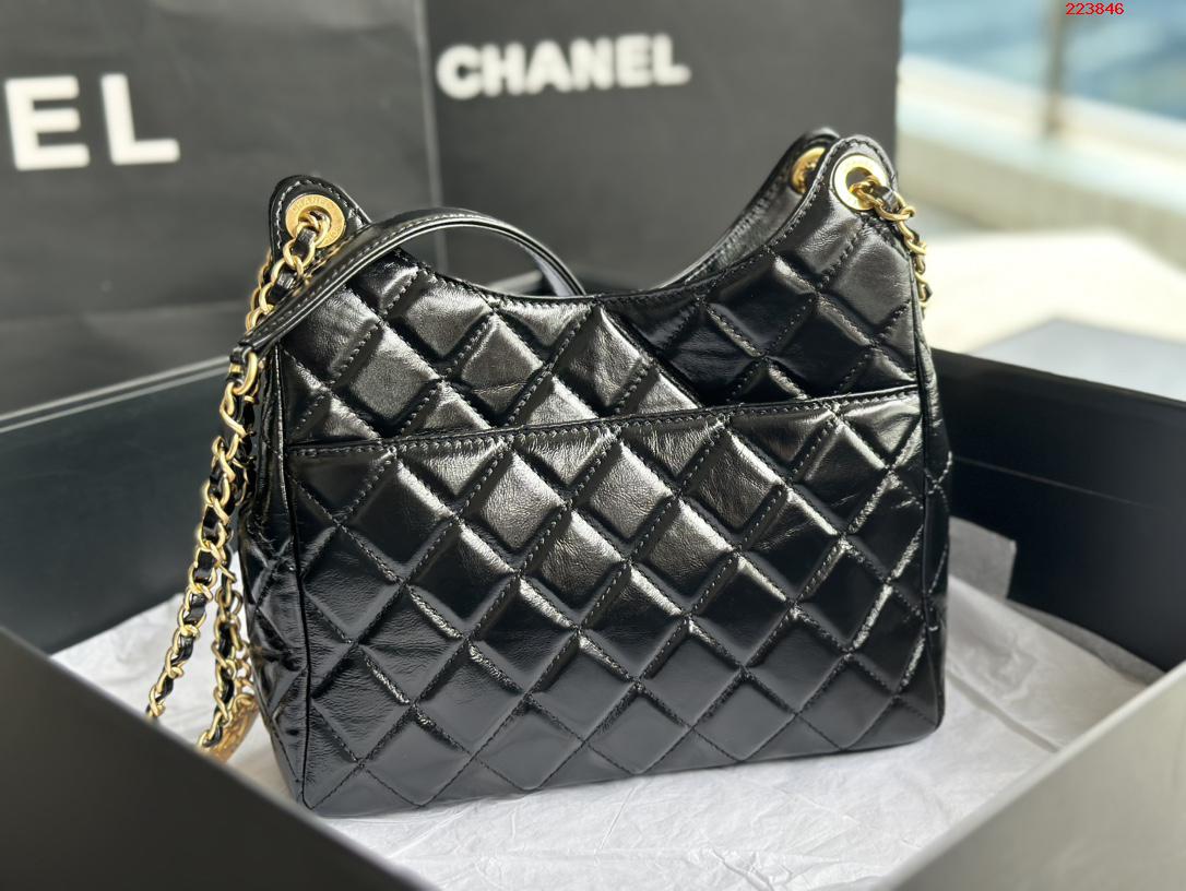 CHANEL    中号AS3609   2023年早春新款 油腊皮系列 