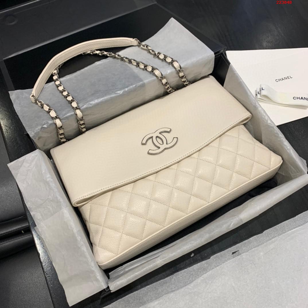 CHANEL    型号8095   2020年新款 鹿纹牛皮休闲包 