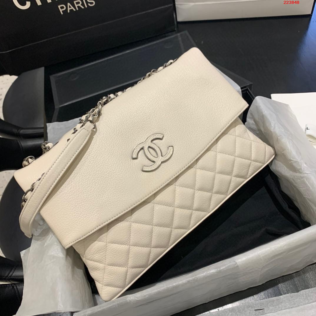 CHANEL    型号8095   2020年新款 鹿纹牛皮休闲包 