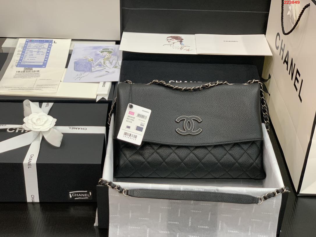 CHANEL    型号8095   2020年新款 鹿纹牛皮休闲包 